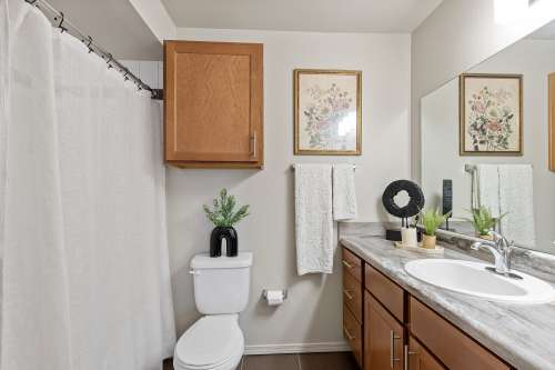 S Bed Tuscany Ranch Apartments 123
