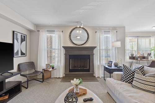 S Bed Tuscany Ranch Apartments 115
