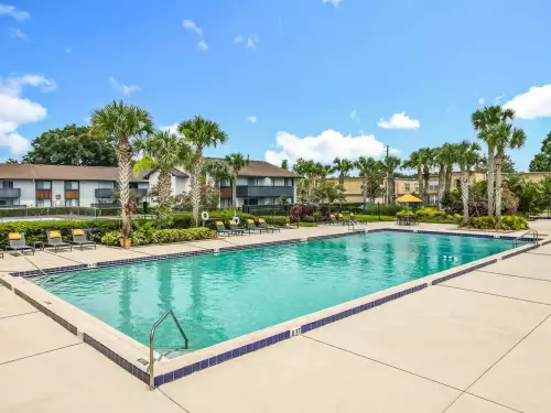 ROLLINS-COLLEGE-Apartment-Building-16658565.webp