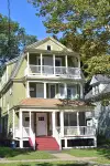 618 Westcott St