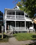 724-26 Livingston Ave