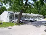 Shamrock Apartments 1002 N Jackson St.