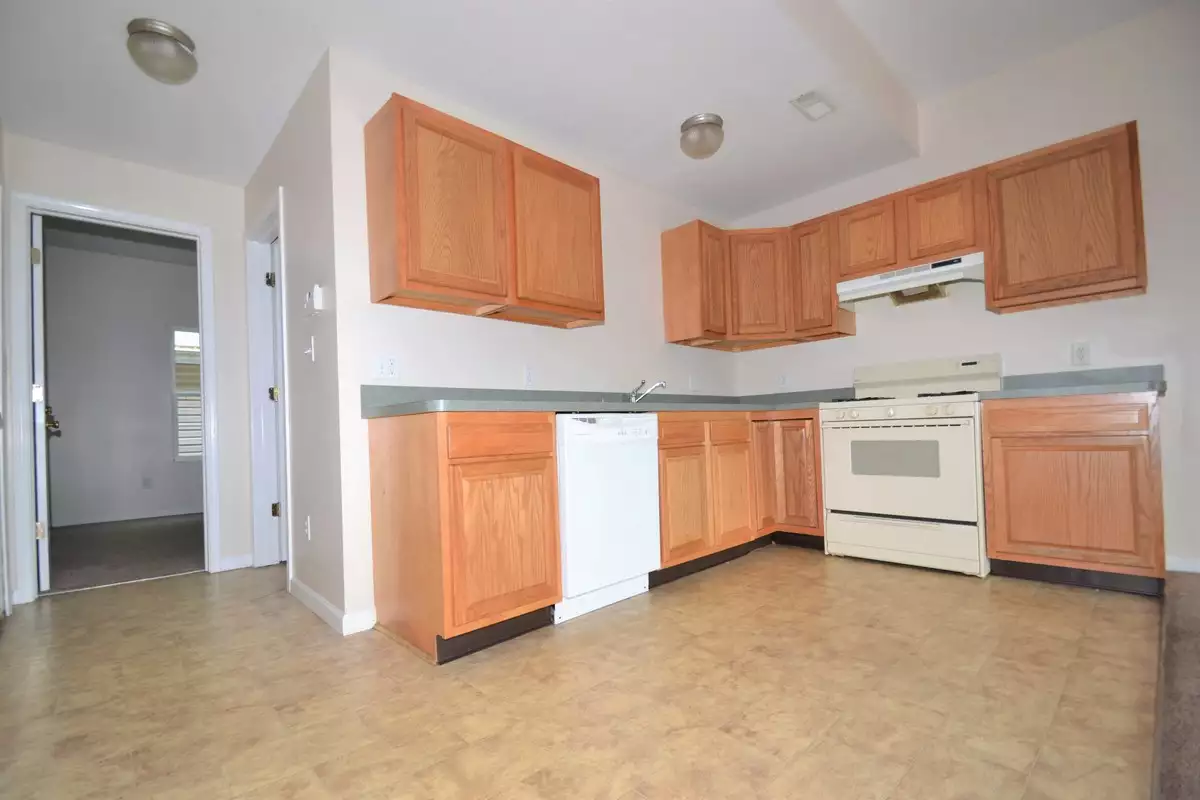 490 494 Spicer St Akron, Ohio