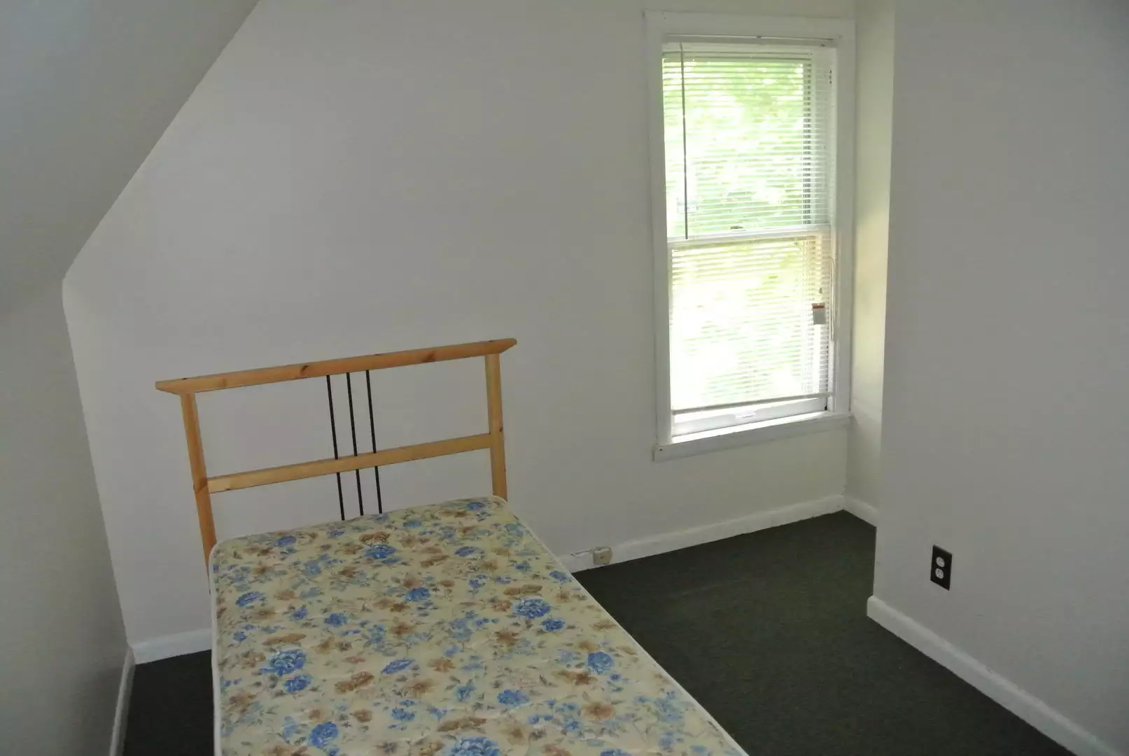 162164 Redfield Place East Syracuse, New York