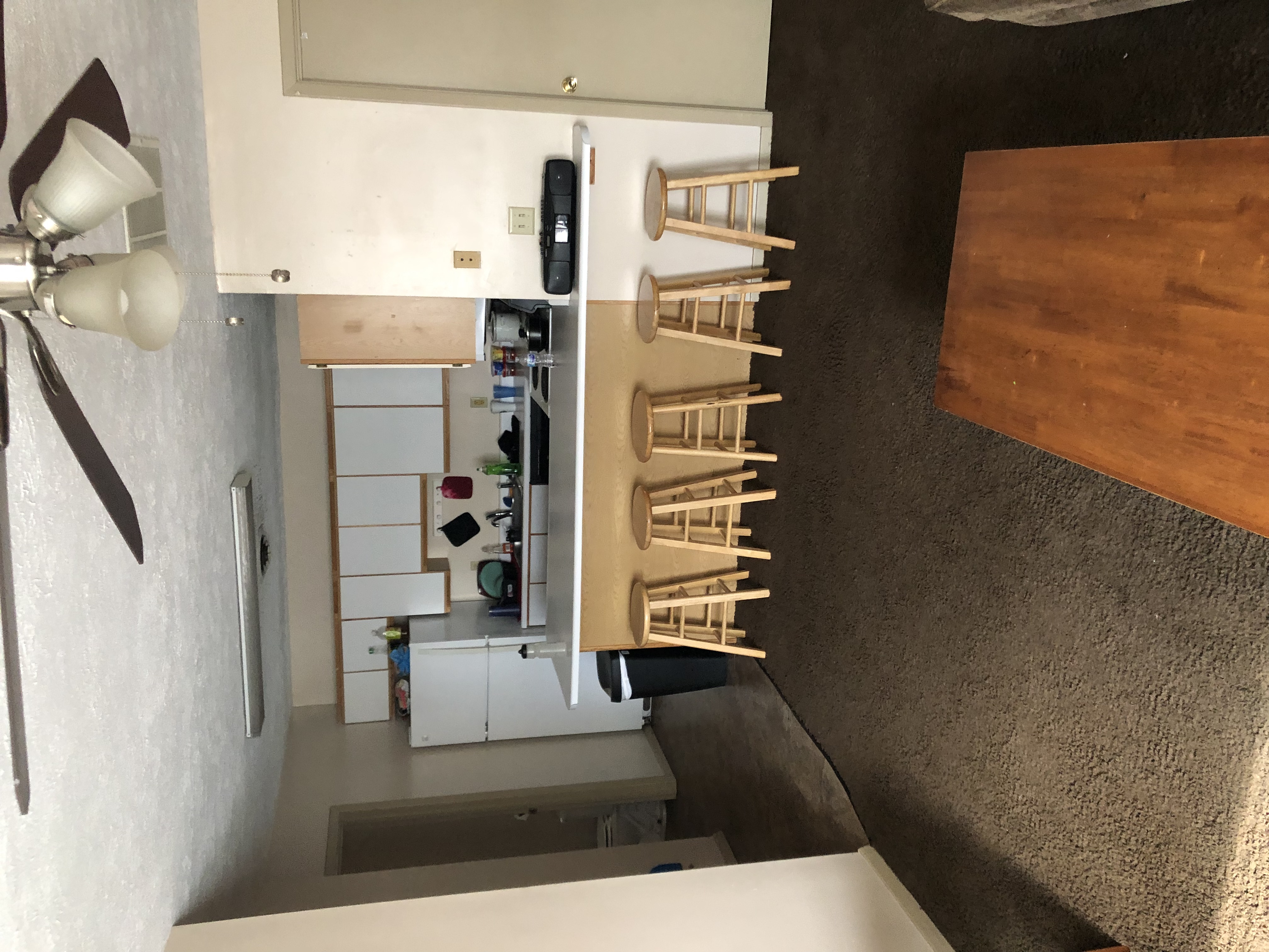 Illinois State University Subleases Rent College Pads