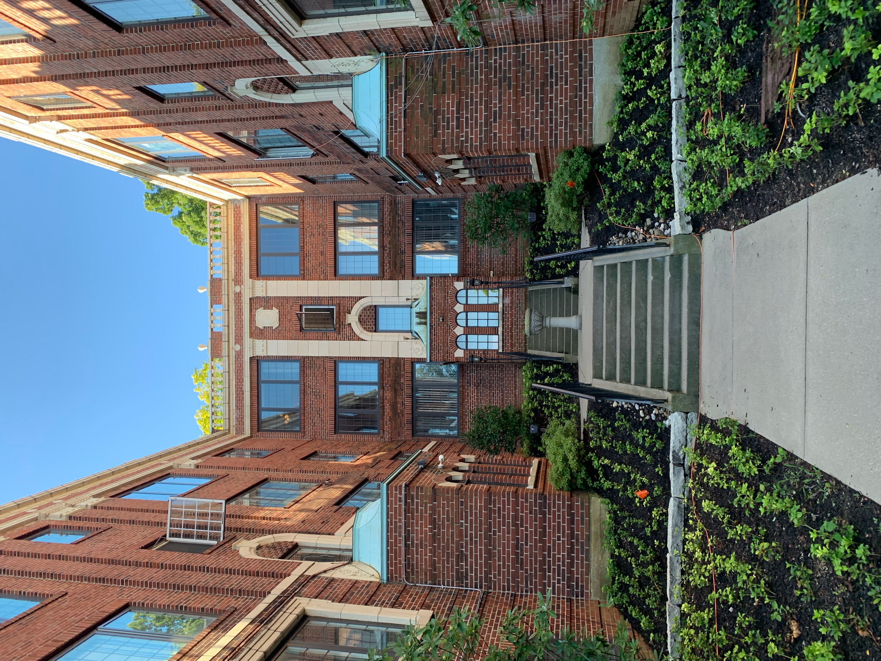 University of Cincinnati Subleases Rent College Pads