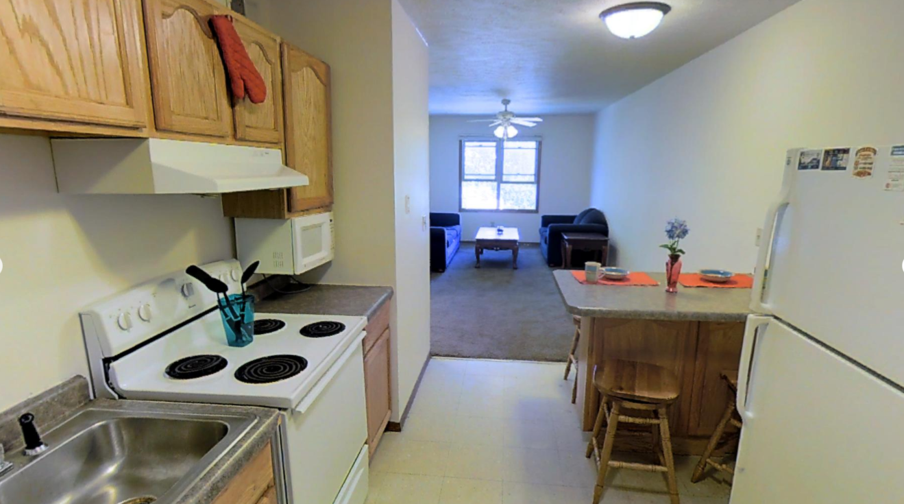 Illinois State University Subleases Rent College Pads