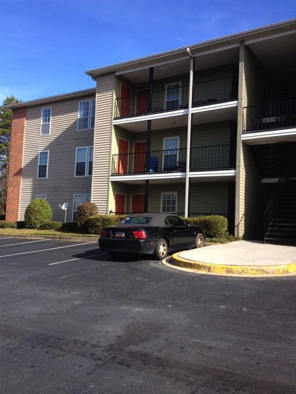 Clemson University Subleases Rent College Pads