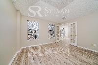 Click to view - 006-photo-main-bedroom-12422396.jpg