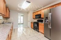 Click to view - 004-photo-kitchen-11700419.jpg