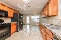 Click to view - 006-photo-kitchen-11700873.jpg