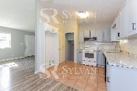 Click to view - 004-photo-kitchen-11730728.jpg