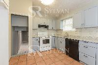 Click to view - 005-photo-kitchen-11730729.jpg