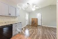 Click to view - 006-photo-kitchen-11730730.jpg