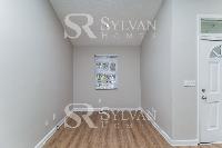 Click to view - 002-photo-living-room-12103956.jpg