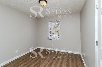 Click to view - 009-photo-bedroom-12103962.jpg