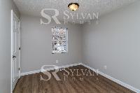 Click to view - 010-photo-bedroom-12103963.jpg