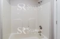 Click to view - 012-photo-bathroom-12103951.jpg