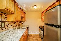 Click to view - 004-photo-kitchen-10046146.jpg