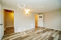 Click to view - 009-photo-main-bedroom-10044413.jpg