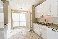 Click to view - 005-photo-kitchen-12504302.jpg