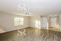 Click to view - 001-photo-living-room-12105149.jpg