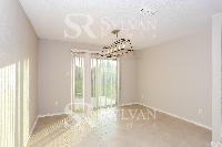 Click to view - 004-photo-dining-room-12105140.jpg