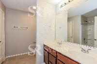 Click to view - 008-photo-main-bathroom-12105145.jpg