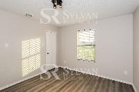 Click to view - 010-photo-bedroom-12105146.jpg