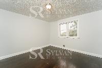 Click to view - 007-photo-main-bedroom-12662849.jpg