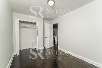 Click to view - 011-photo-bedroom-12662846.jpg