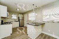 Click to view - 005-photo-kitchen-10067971.jpg