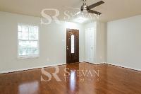 Click to view - 003-photo-living-room-12273617.jpg