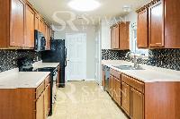 Click to view - 005-photo-kitchen-12273618.jpg