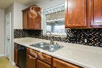 Click to view - 006-photo-kitchen-12273619.jpg