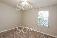 Click to view - 010-photo-bedroom-12273606.jpg