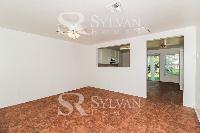 Click to view - 002-photo-living-room-12537934.jpg