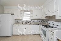 Click to view - 007-photo-kitchen-10259325.jpg