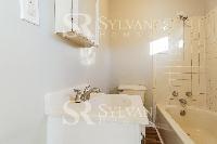 Click to view - 012-photo-bathroom-12350954.jpg