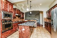 Click to view - 006-photo-kitchen-12238434.jpg