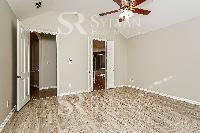 Click to view - 008-photo-main-bedroom-12238428.jpg