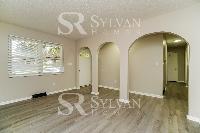 Click to view - 001-photo-living-room-11268510.jpg