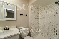 Click to view - 013-photo-bathroom-11268514.jpg