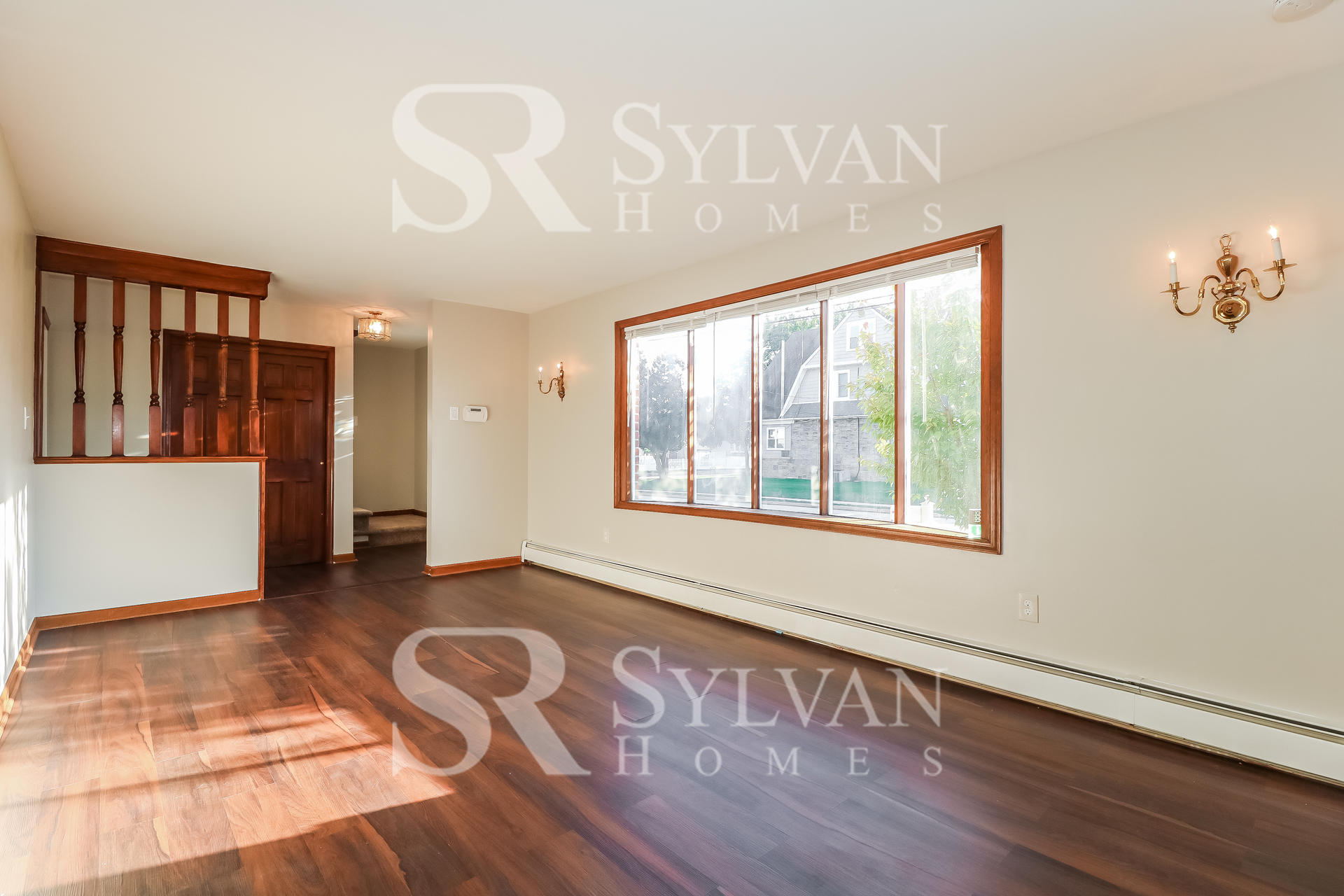 001-photo-living-room-11929427.jpg