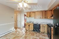 Click to view - 004-photo-kitchen-11929430.jpg