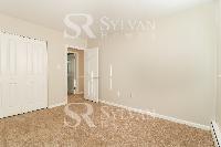 Click to view - 010-photo-bedroom-11929422.jpg