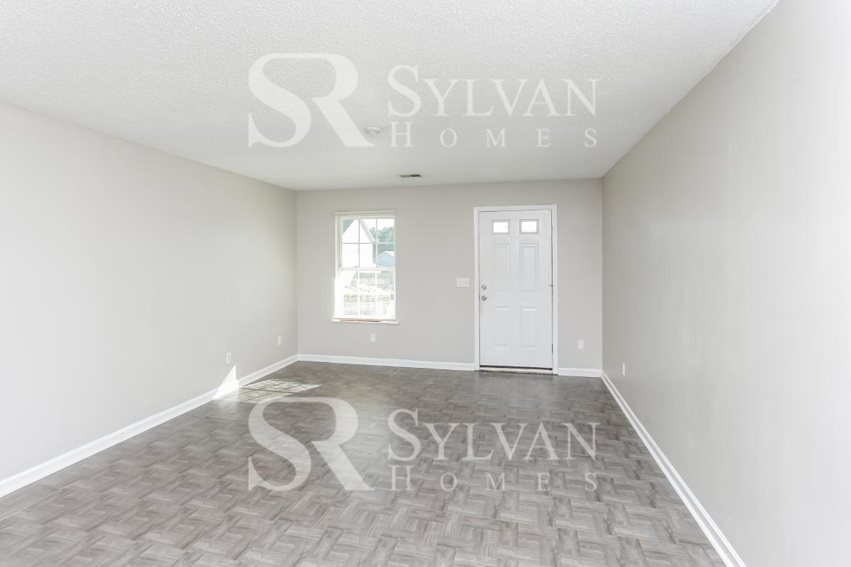 002-photo-living-room-10017623.jpg