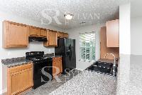 Click to view - 004-photo-kitchen-10017624.jpg