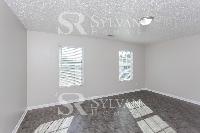 Click to view - 008-photo-main-bedroom-10017630.jpg