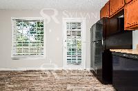 Click to view - 004-photo-dining-room-11977744.jpg